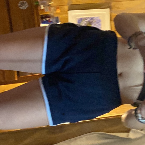 Shorts - Picture 9 of 9